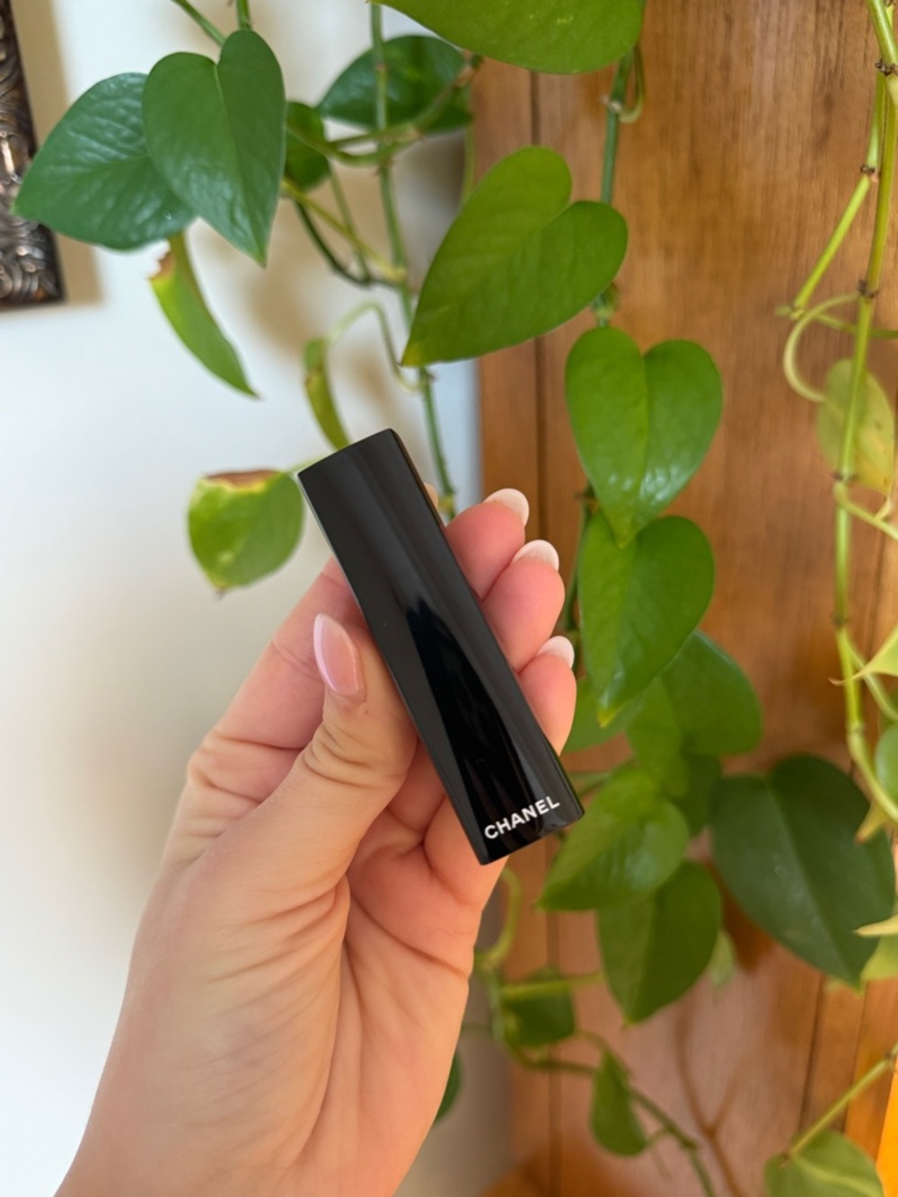 CHANEL Rouge Allure Red Lipstick color 99 Pirate